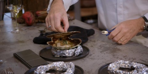 Amuse: Sint-Jakobsschelp uit de oven