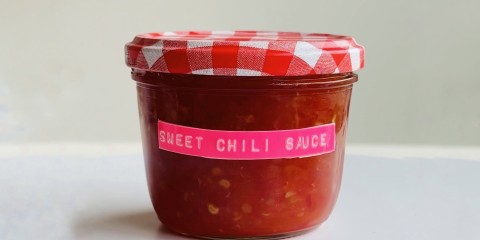 Maak Jetske's sweet chili sauce 