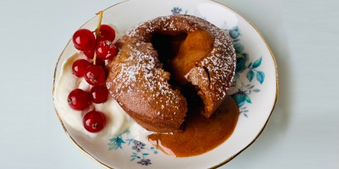 Karamel lava cake - Jetske van den Elsen