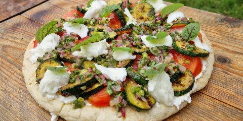 Pan pizza met courgette