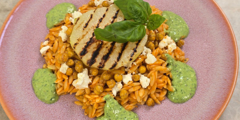 Geneal's gegrilde koolrabi met orzo