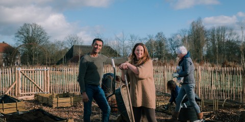 Martin en Anne in BB Moestuin