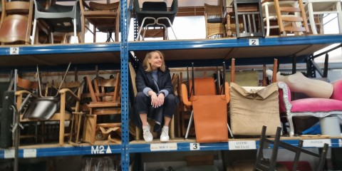 Marieke Eyskoot gaat op onderzoek uit in een kringloopwinkel | Foto: Marieke Eyskoot