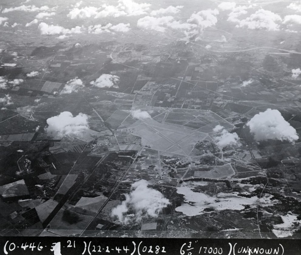 Luchtfoto Deelen | Foto: Gelders Archief 