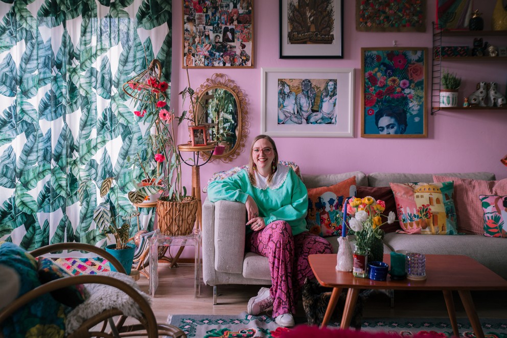 Maartje in haar kringloop paradijs | Fotografie: Sheena Schouwink