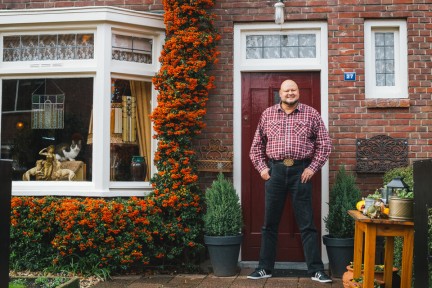 Steve woont met zijn ouders in dit huis vol verzamelingen uit de jaren '30 tot '70