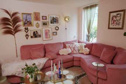 Roze huis Leidschendam