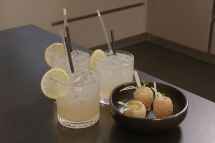 Ramon maakt gebrande tartaar