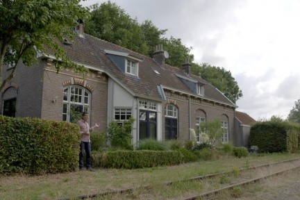 Piet woont in het oude treinstation van Liempde