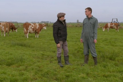 Alain bezoekt een boerderij op een eilandje