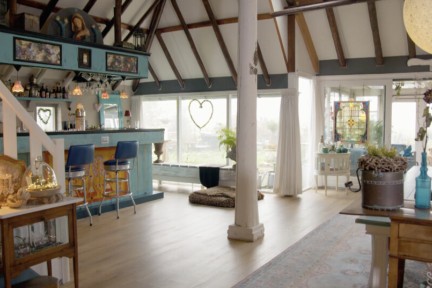 Wonen in een oude boerenschuur; een huis vol liefde en creativiteit!