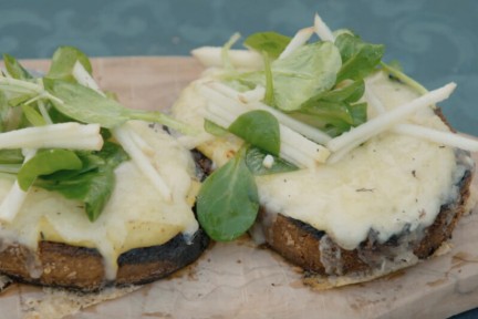 Ramon maakt simpel gerecht met biologische groenten