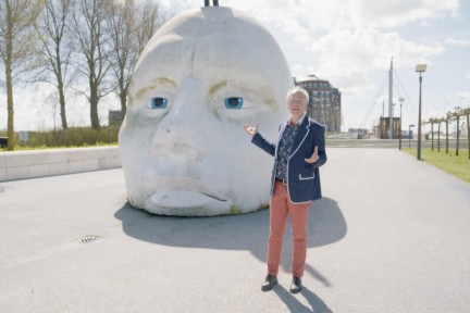 Een 7,5 hoog kunstwerk in Lelystad