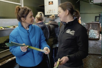 Rosah bezoekt preiliefhebber en -teler Joost