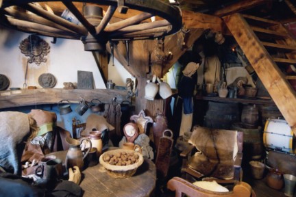 Lenny woont in een levensgroot kasteel op een schip