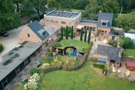 Landhuis Middlesex in Hilversum