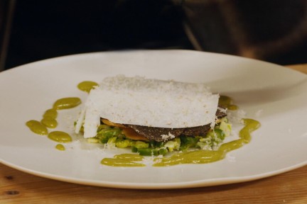 Wortelsalade met truffel, geitenkaas en preisaus