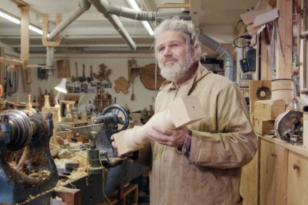 Joost is al 40 jaar houtdraaier