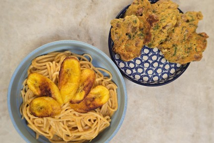 Noedels met gochujang pindasaus