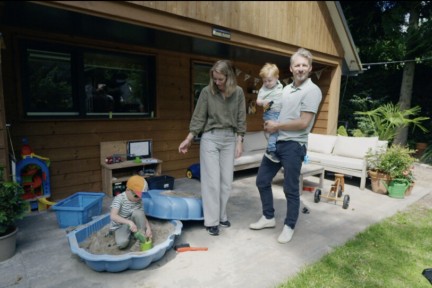 Wonen in een boshuisje op een oud vakantiepark