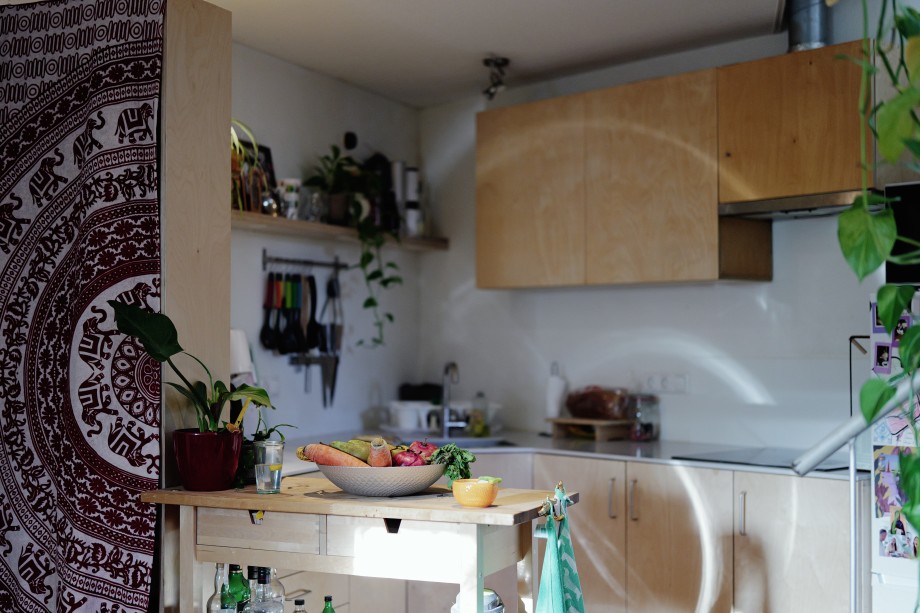 Halve kubuswoning met een jaren 70 gevoel | Fotografie: Marjon Lukje