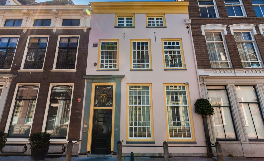 Het Roode Huys aan de Trans