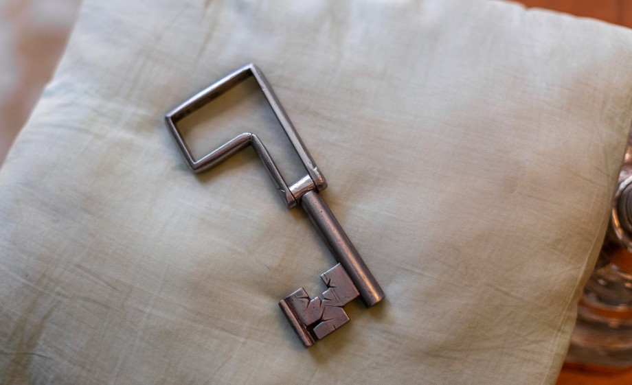 Antieke vouwsleutel, Het Roode Huys aan de Trans