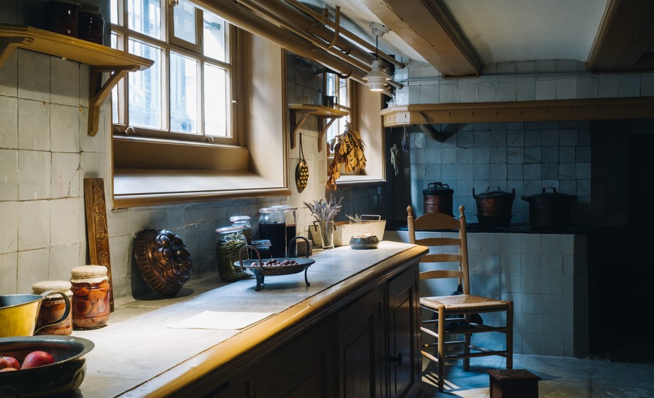 Keuken in het Huis van Eysinga | Foto: Marjon Lukje