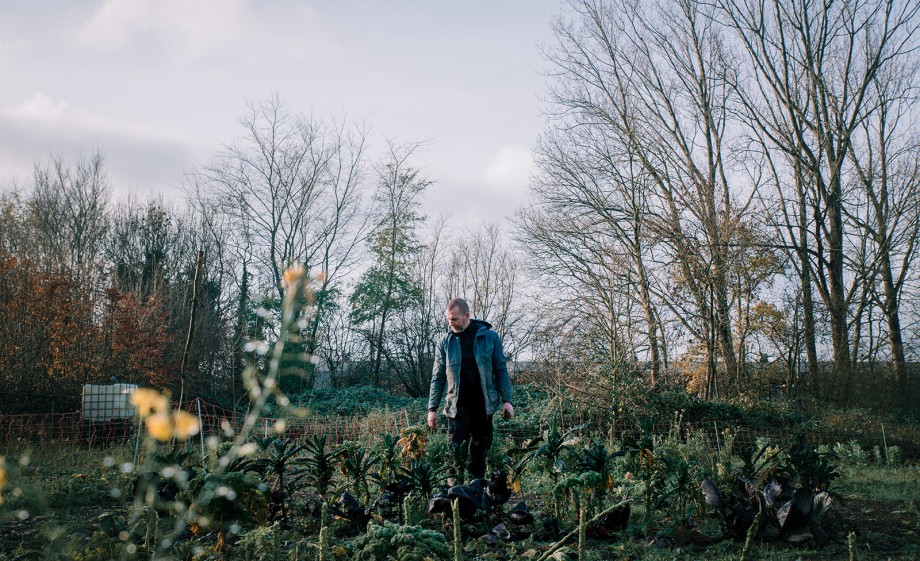 Nick op zijn land | Foto: Sheena Schouwink