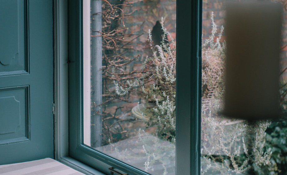 Dubbele beglazing in de raampartijen | Foto: Sheena Schouwink