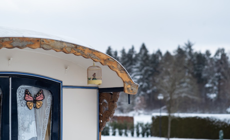 Woonwagen in de winter | Foto: Marjon Lukje