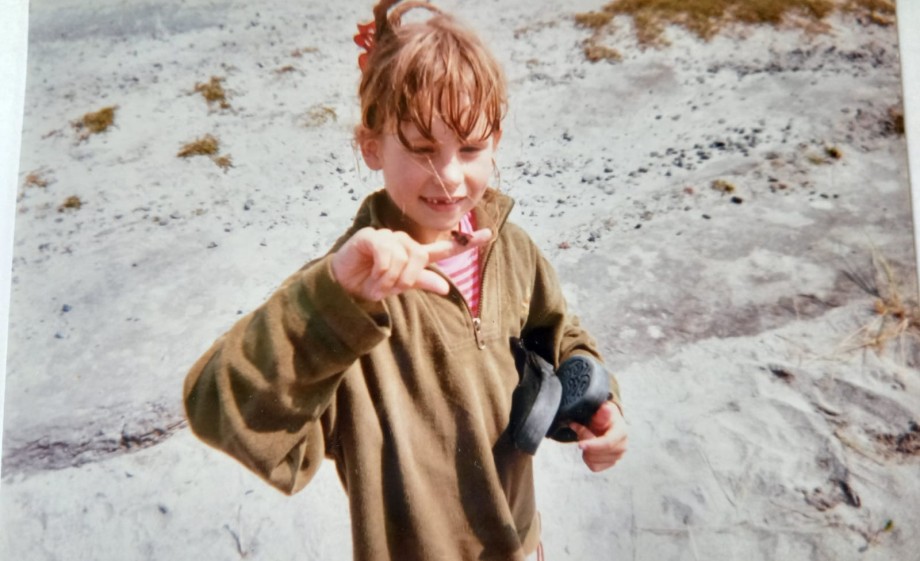 Linde is als klein meisje al gek op insecten  | Foto: eigen archief Linde Slikboer 