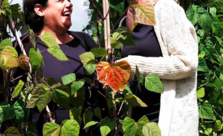 Reny en Amber| Foto: Marleen van Es i.s.m. Meisjes Van De Moestuin