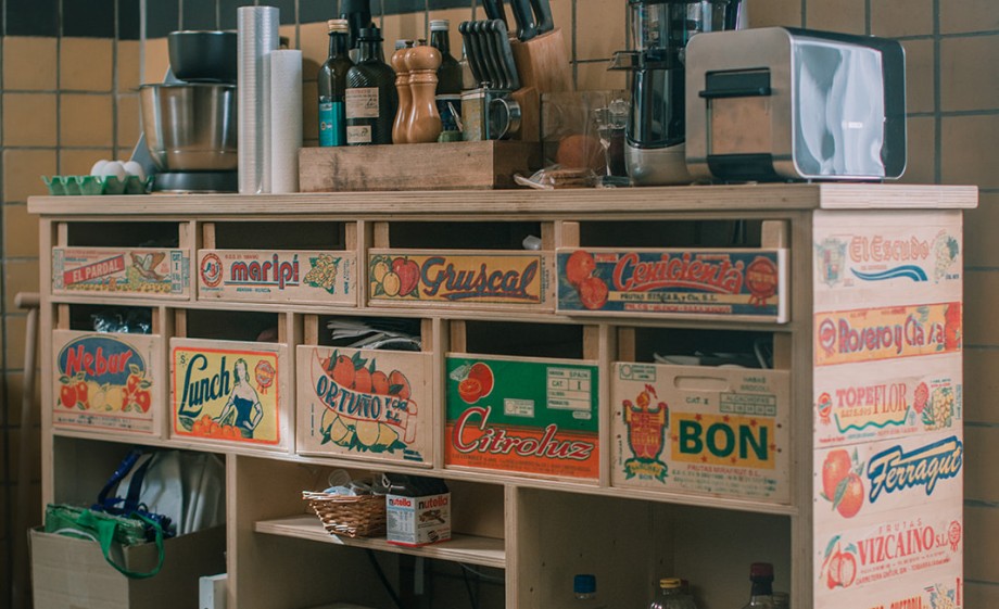 In de keuken zijn de bewoners toch het meest te vinden | Foto: Sheena Schouwink