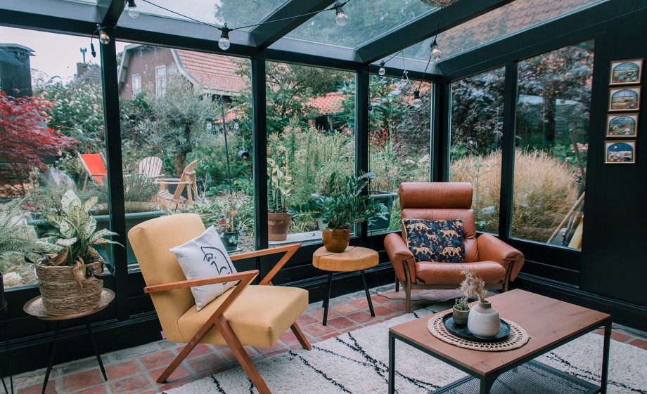 De serre in huis met veel licht | Foto: Sheena Schouwink