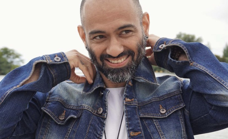 Danny is dolgelukkig in zijn bus | Foto: demindfulnessbus.nl