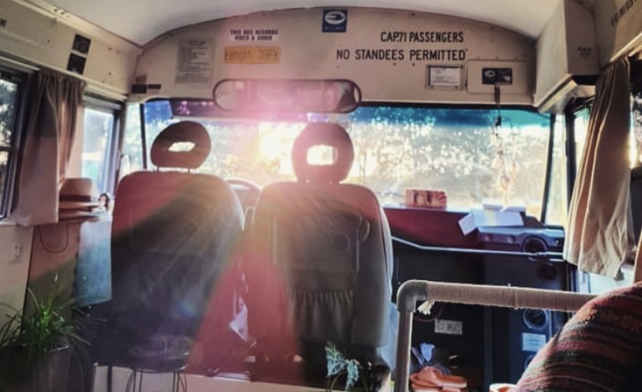 Zonnetje schijnt naar binnen | Foto: demindfulnessbus.nl