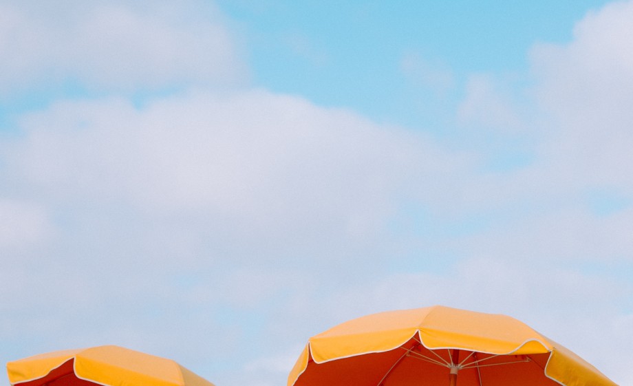 Annie Spratt - parasol