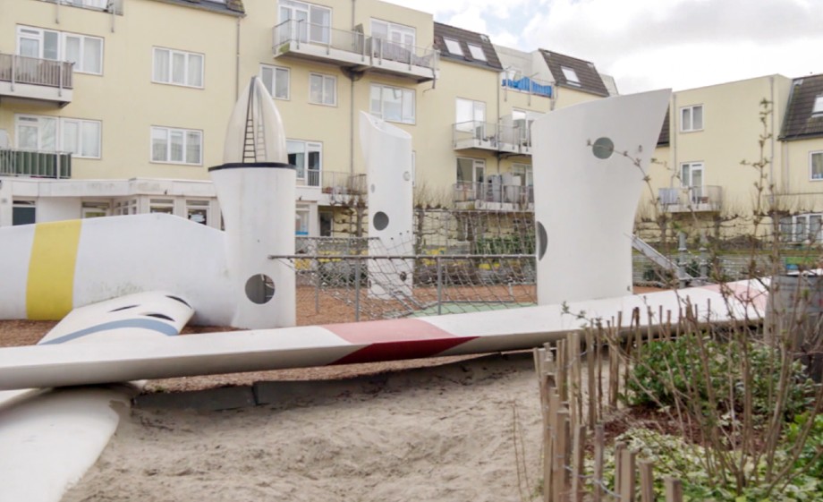 Rotterdamse speeltuin Wikado met glijbaan gemaakt van afgeschreven wieken van een windmolen