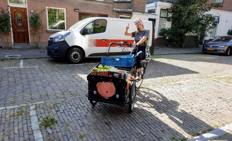 Met de bakfiets door de buurt