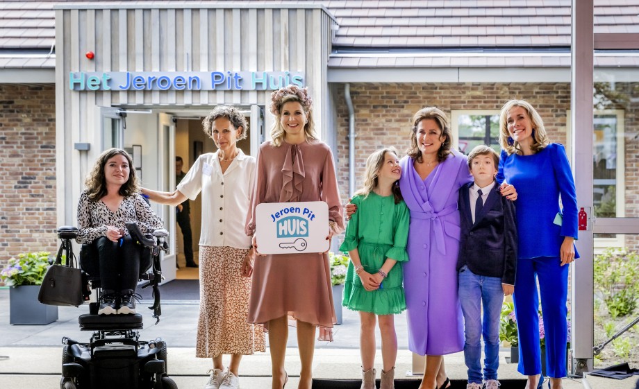 Hoed Berry Rutjes | Maxima opent jeroen pit huis | credit Remko de Waal - ANP