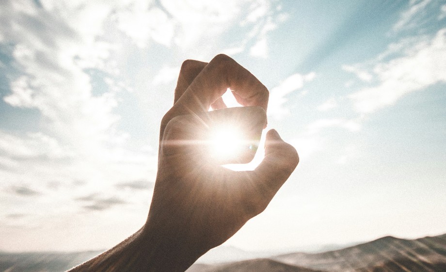 Marieke Eyskoot blog zonnebrand | Foto: Daoudi Aissa via Unsplash