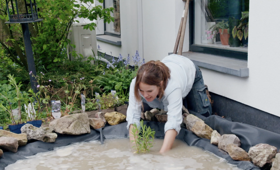 Tuiny poel aanleggen met Manon en Simon