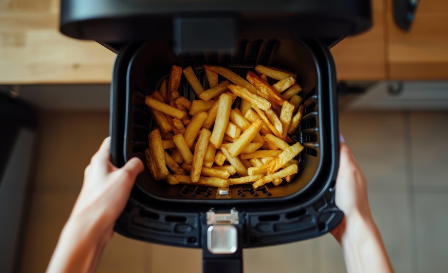 Airfryer| Adobe Stock (AI)