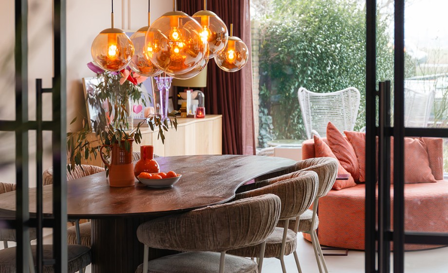 Kleurrijk wonen in Ouderkerk | Fotografie: Roos Eijmers