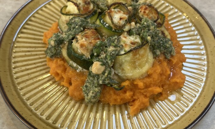 Zoete aardappelpuree met spruitjes