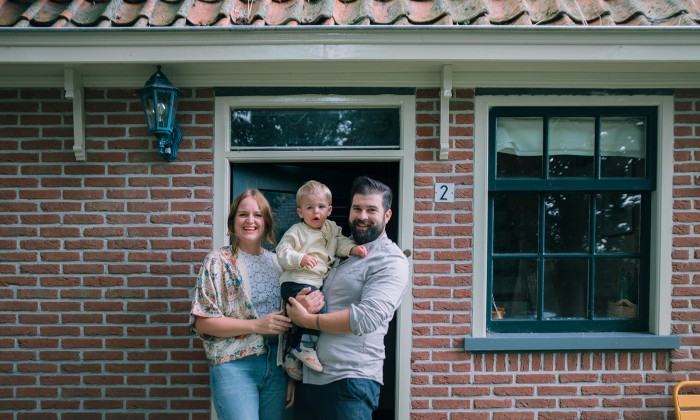 Het gezinnetje komt hier helemaal tot rust en vrienden en familie komen graag logeren| Foto: Sheena Schouwink