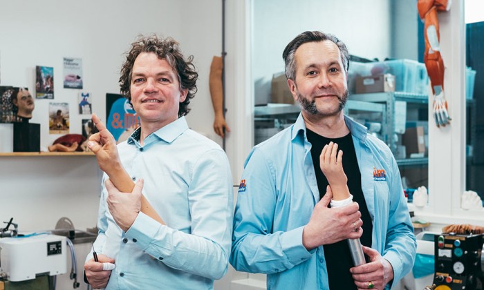 Prothesemakers in Zwolle | Fotografie: Marjon Lukje