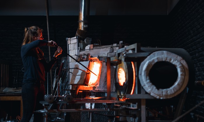 Glasblazers in Oostmarssum | Fotografie: Marjon Lukje