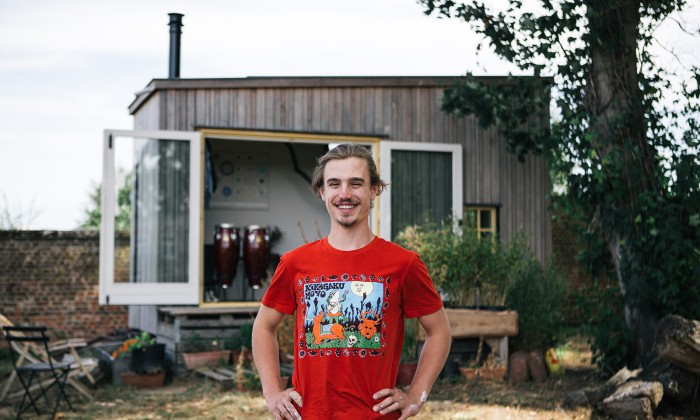 Tiny house in kloostertuin | Fotografie: Roos Eijmers